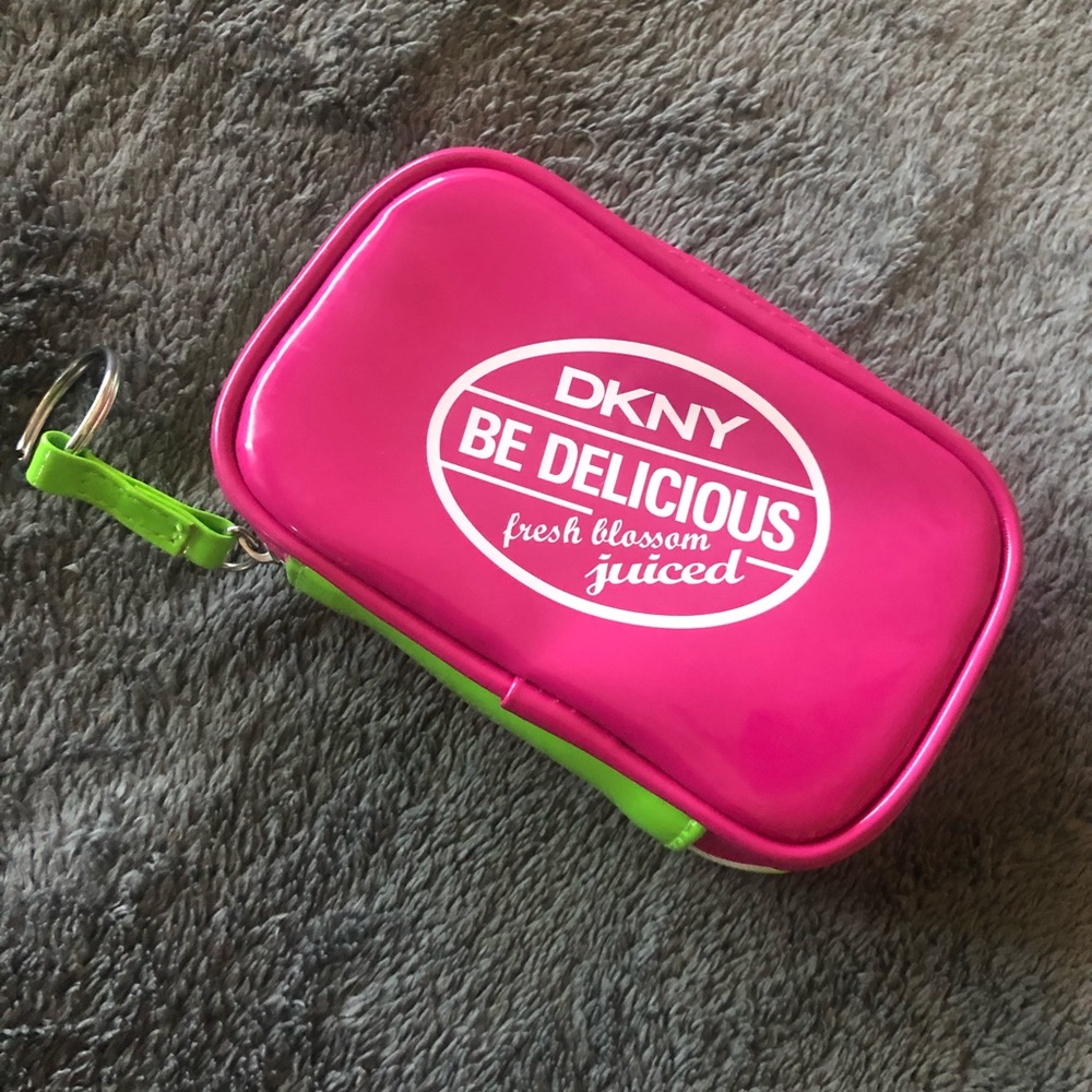 DKNY Travel Case